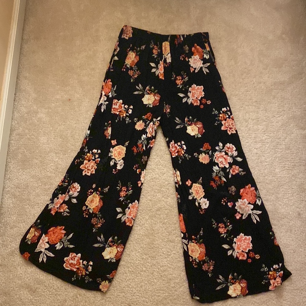 Flowy Floral printed pants - Picture 2 of 2